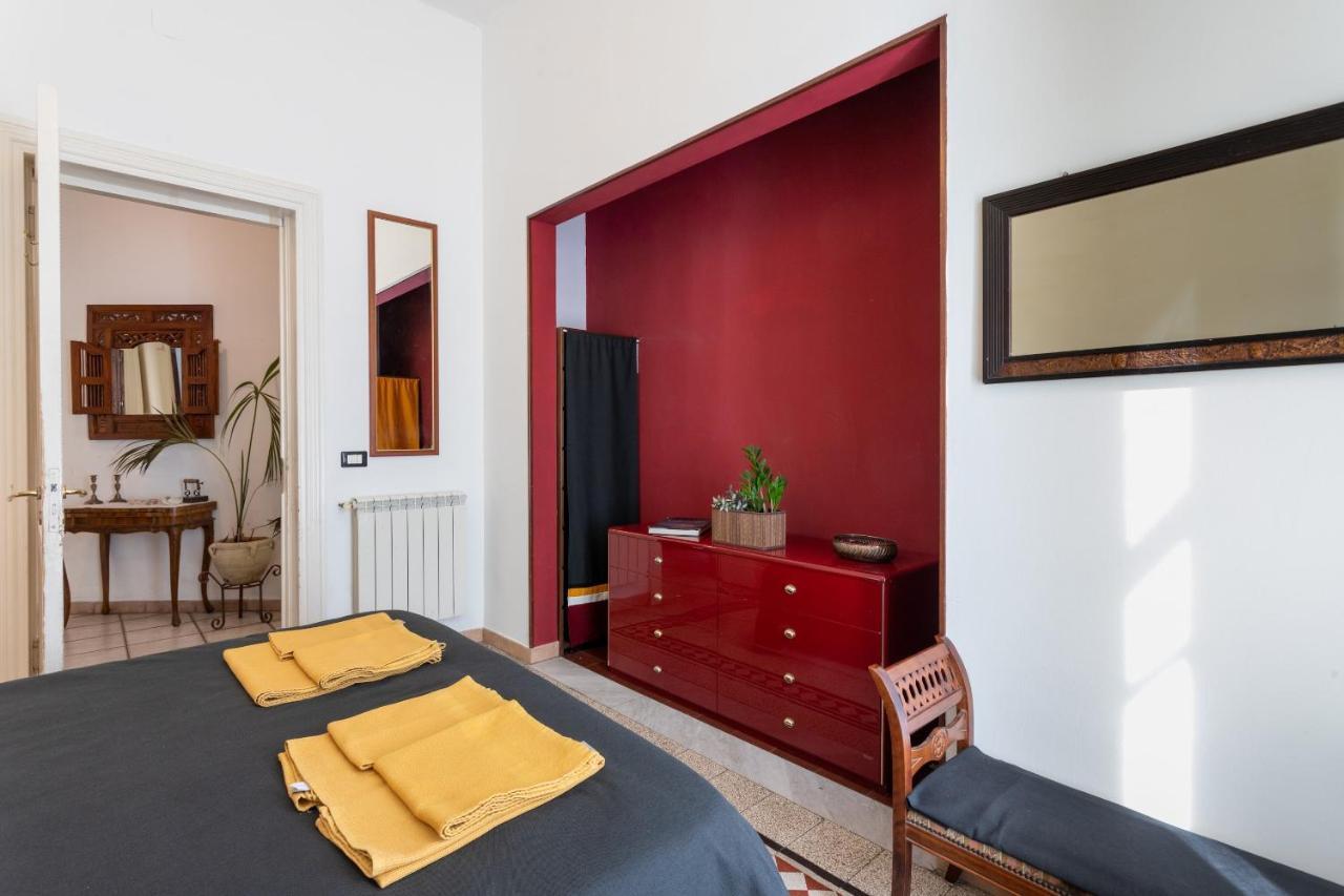 Zefiro Rooms Катания Экстерьер фото