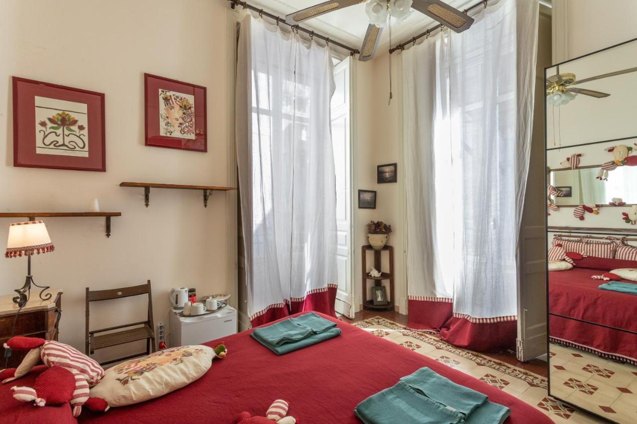 Zefiro Rooms Катания Экстерьер фото